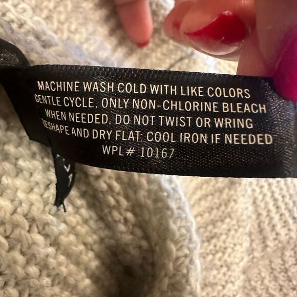 AQUA Size Small Grey Women's Pullover Hoodie Knit Sweater - Picture 6 of 6